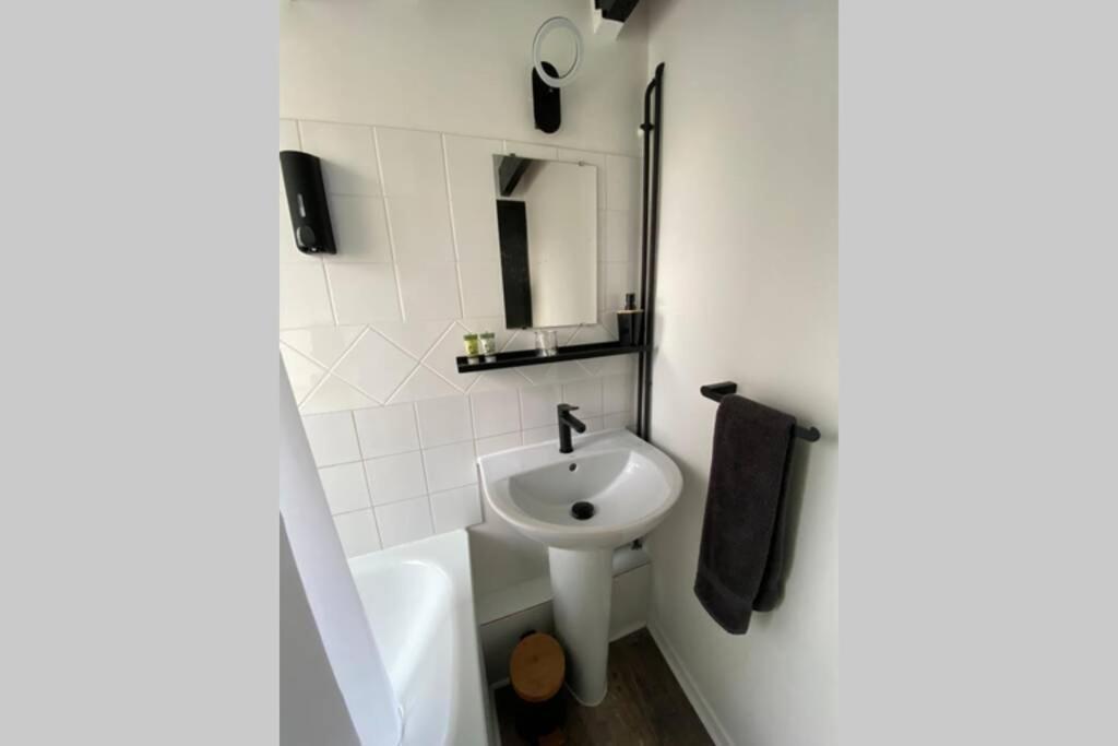 La Maison Sevigne - - N°6 L'indus Apartment